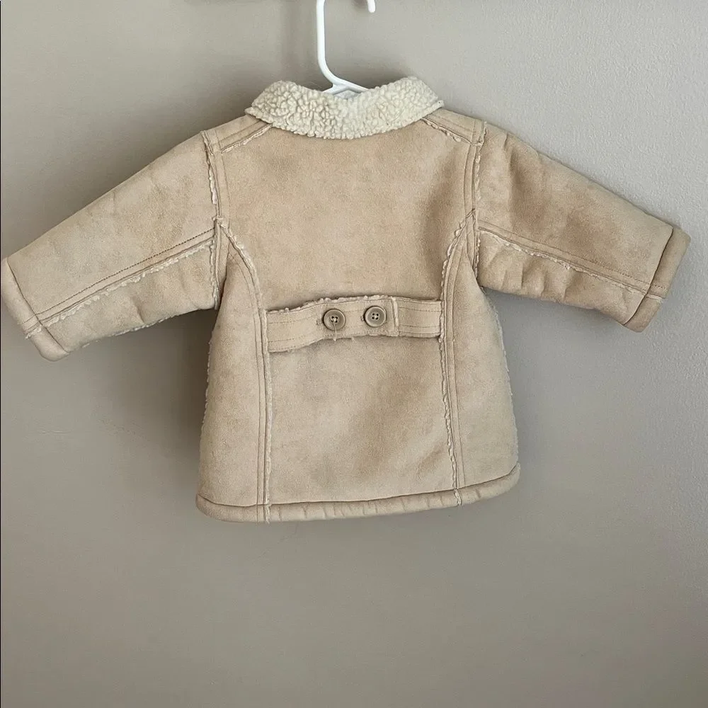 Baby GAP faux suede sherpa lined double breasted coat, 3-6 months tan jacket y2k